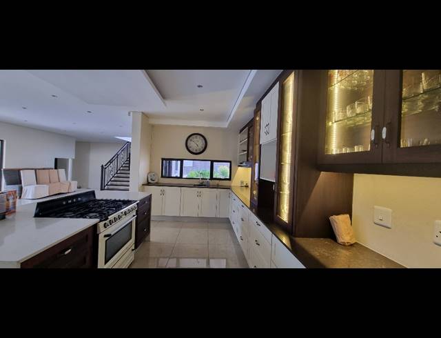 4 BEDROOM FREEHOLD FOR SALE IN IZINGA